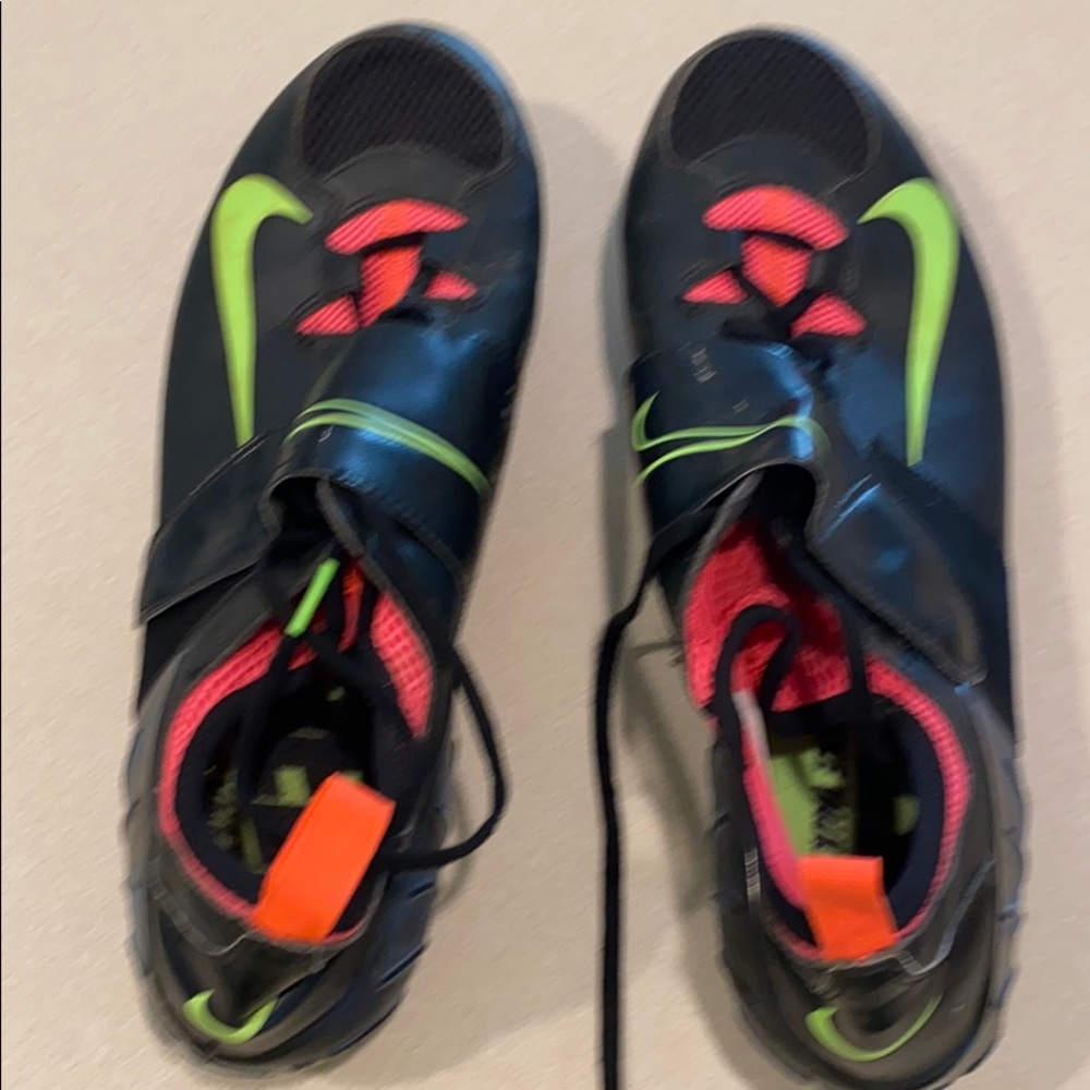 Nike pole vault shoes
